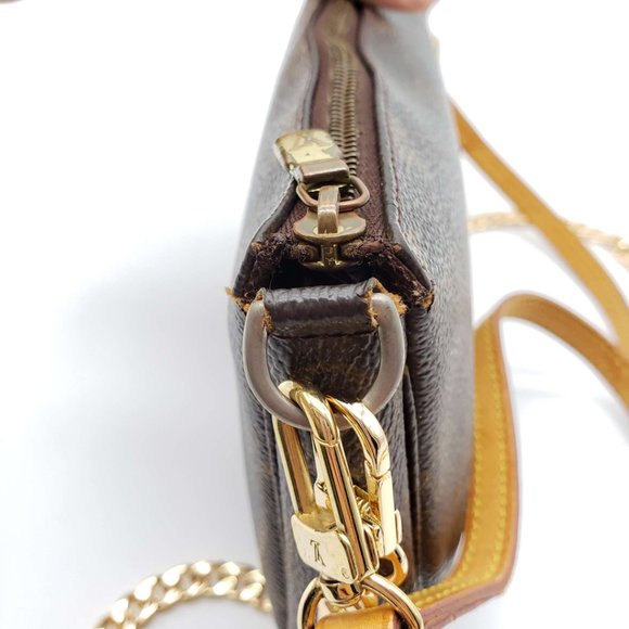 Auth Louis Vuitton Monogram Pochette Shoulder Bag - Picture 6 of 16